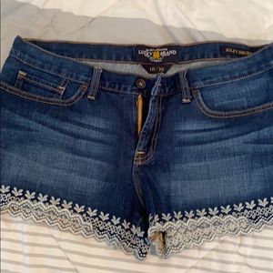 Lucky Brand shorts with detail at bottom